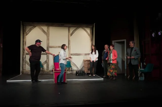 Season 71 Play 7 – A Bunch Of Amateurs by Nick Newman & Ian Hislop